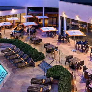 https://anaheim-marriott.topanaheimhotels.com