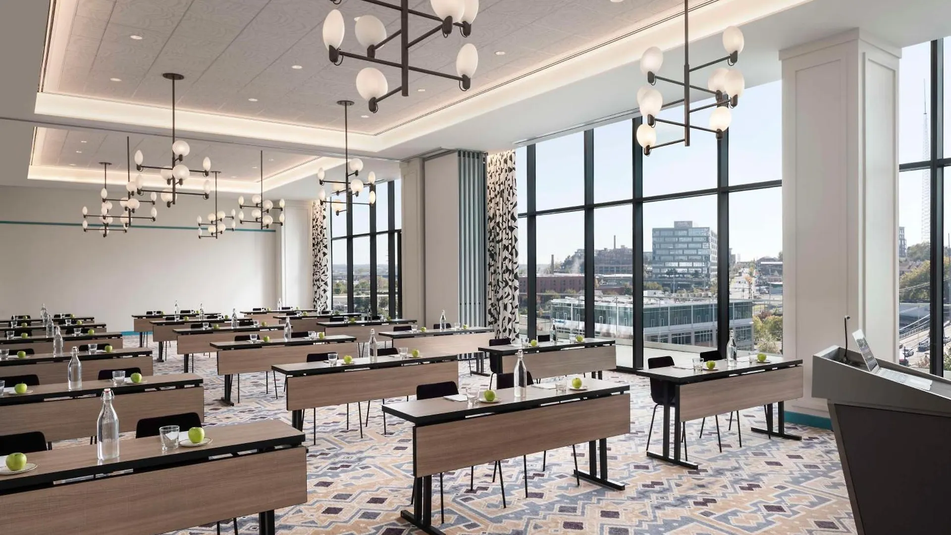 Hyatt Centric Downtown ナッシュビル 5*,